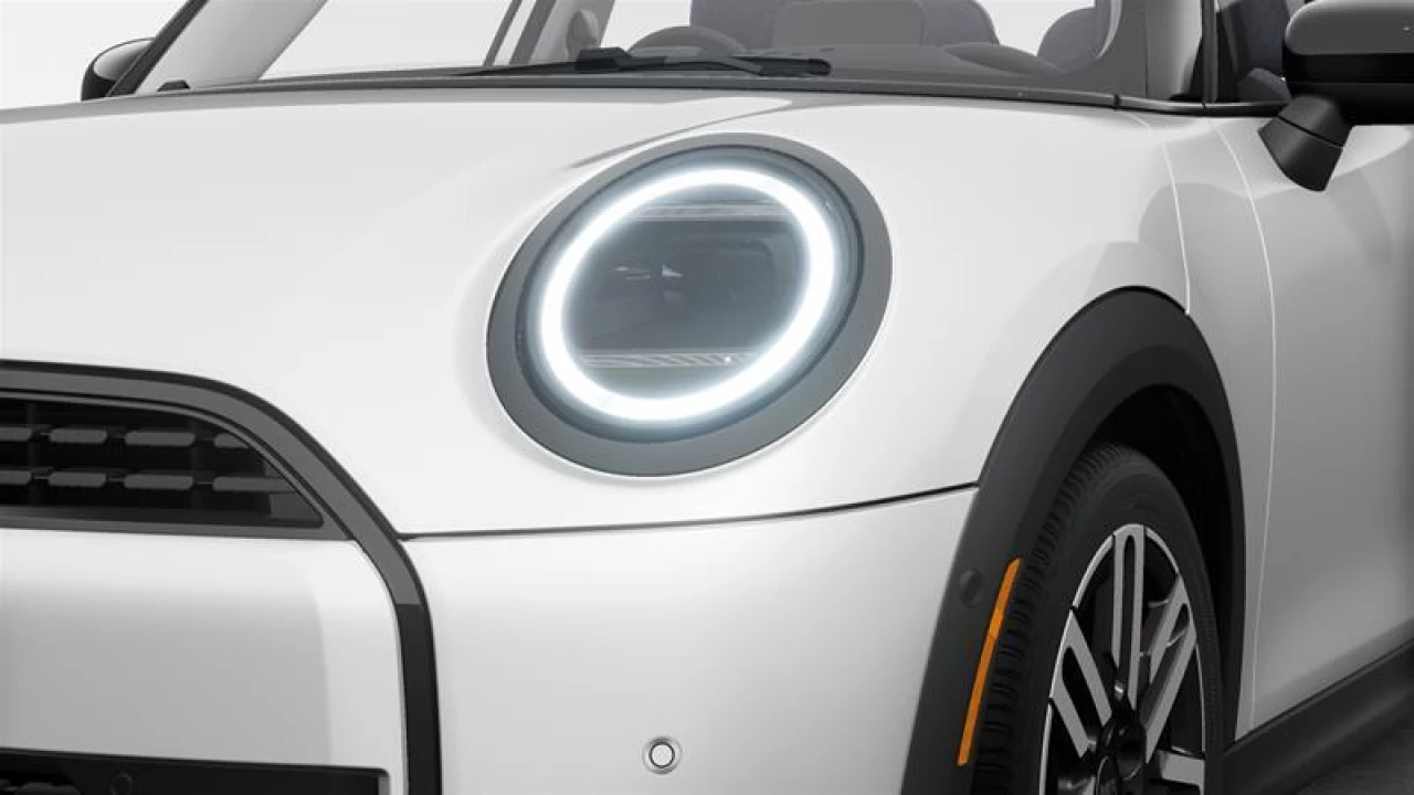 2025 MINI COOPER C 5 Door Main Image