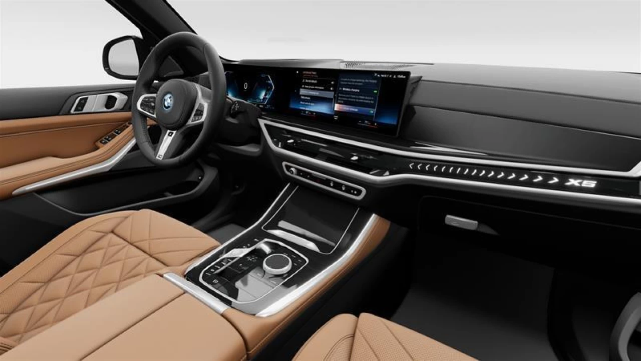 2025 BMW X5 xDrive50e Image principale