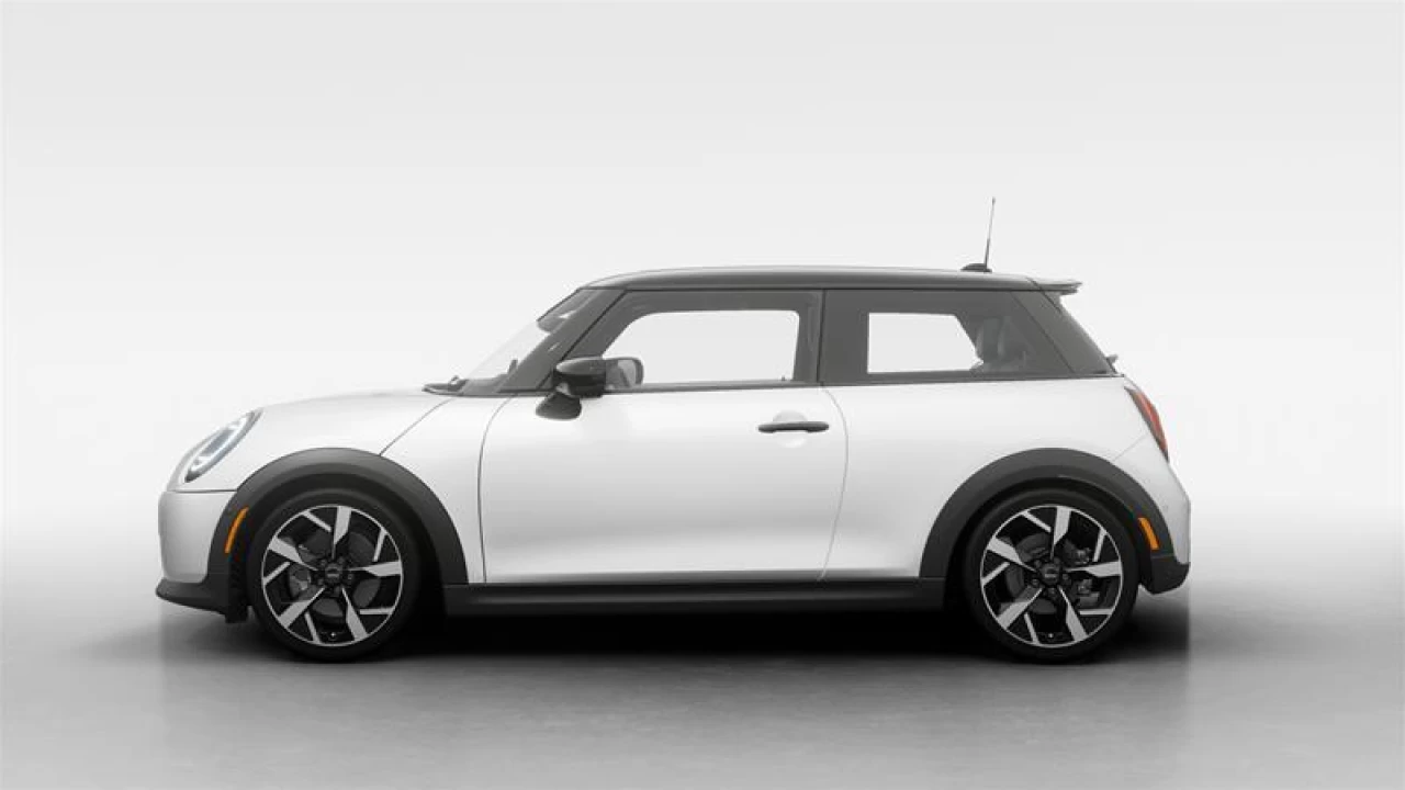 2025 MINI COOPER S 3 Door Main Image