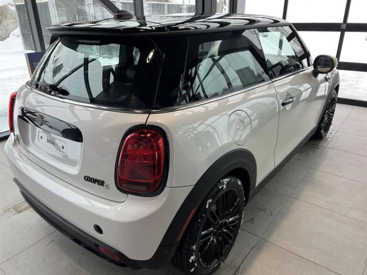 2024 MINI Cooper SE 3 Door Image principale