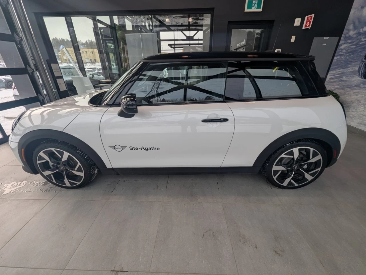 2025 MINI COOPER S 3 Door Image principale