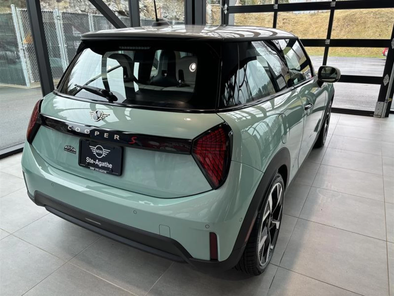 2025 MINI COOPER S 3 Door Main Image