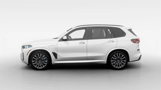 BMW X5 xDrive50e 2025