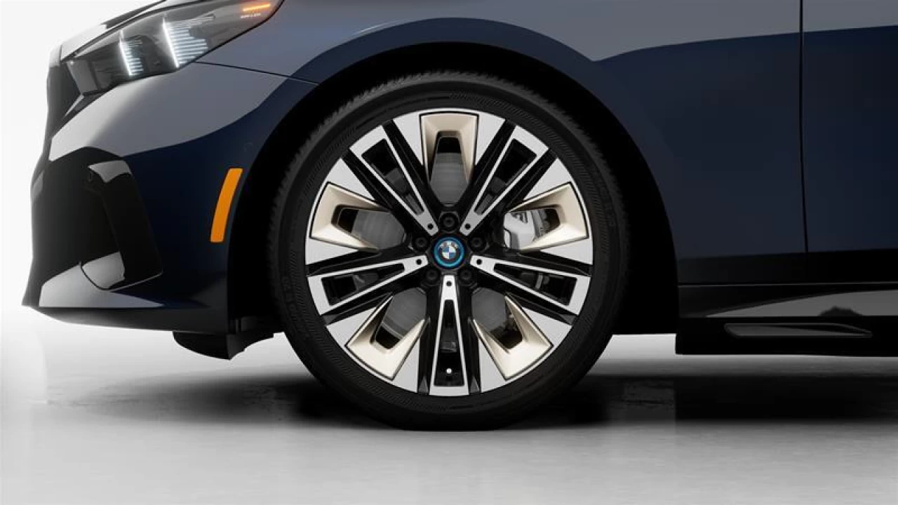 2025 BMW i5 xDrive40 Sedan Image principale