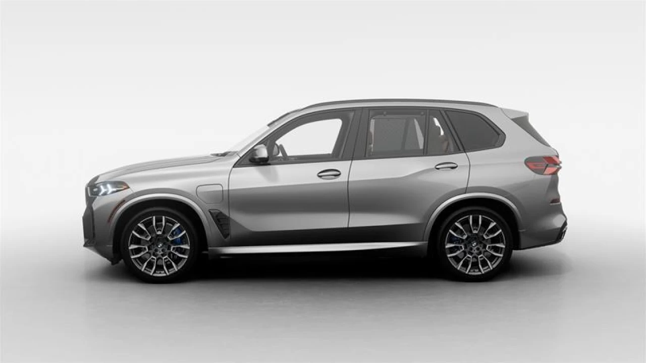 2025 BMW X5 xDrive50e Main Image