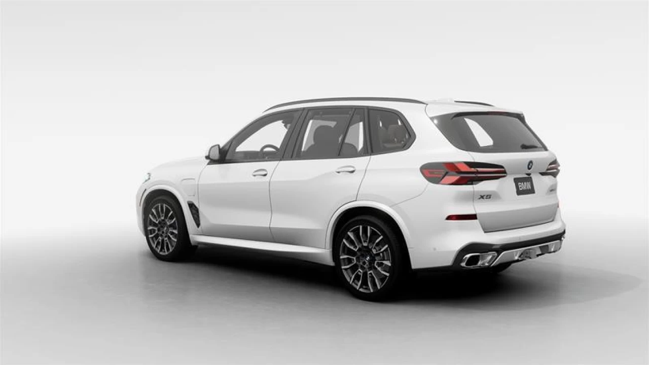 2025 BMW X5 xDrive50e Image principale