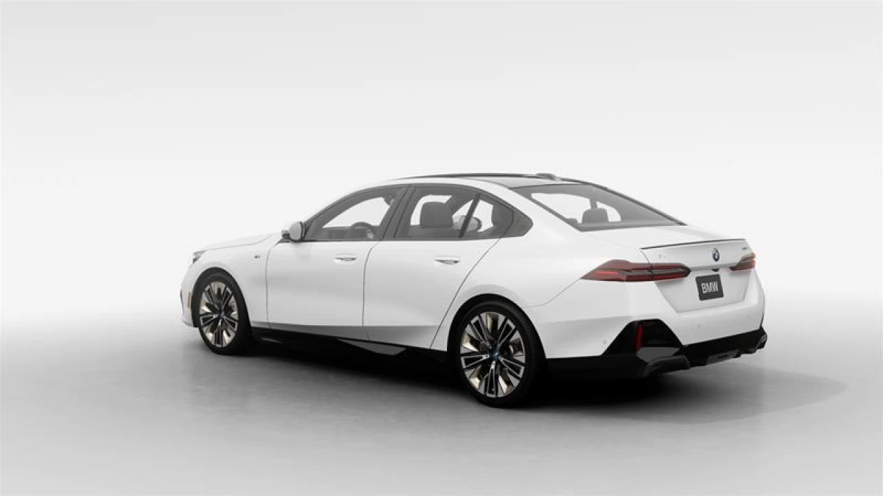 2025 BMW i5 xDrive40 Sedan Image principale