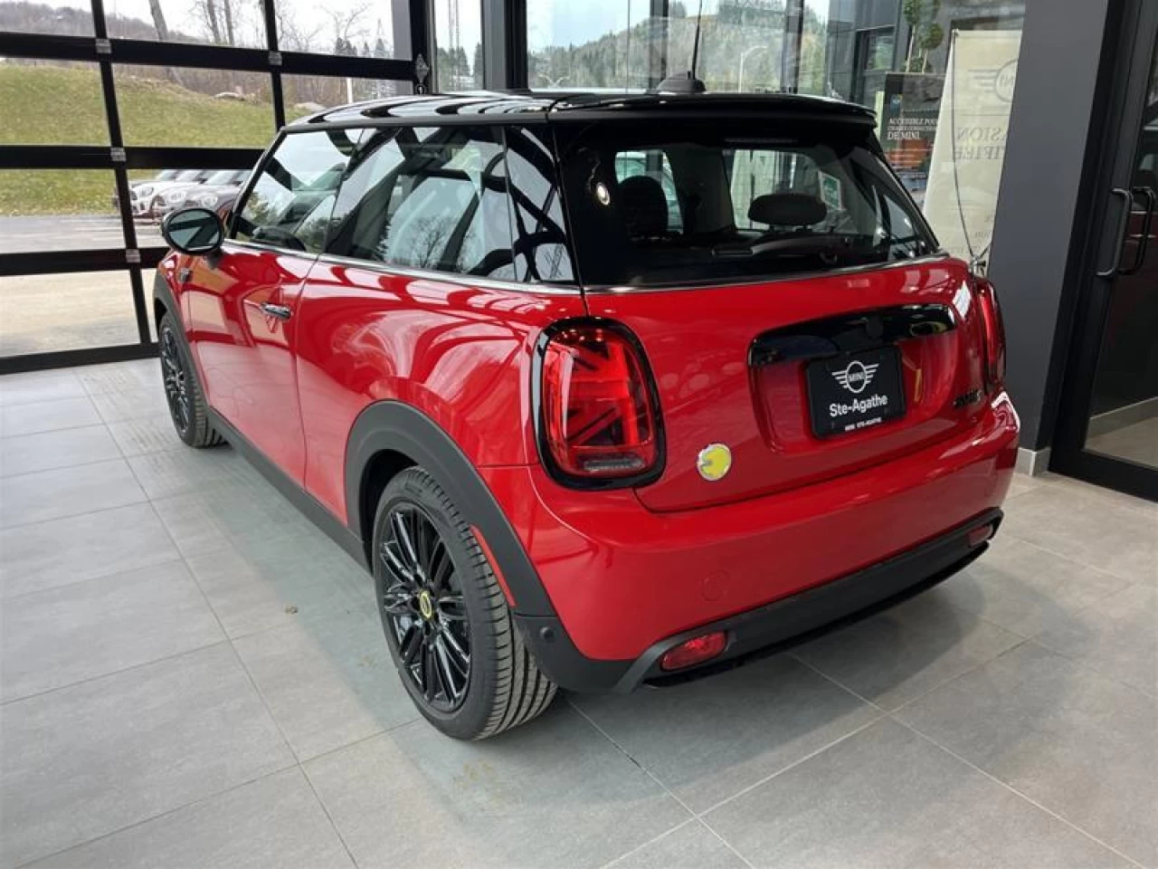 2024 MINI Cooper SE 3 Door Image principale