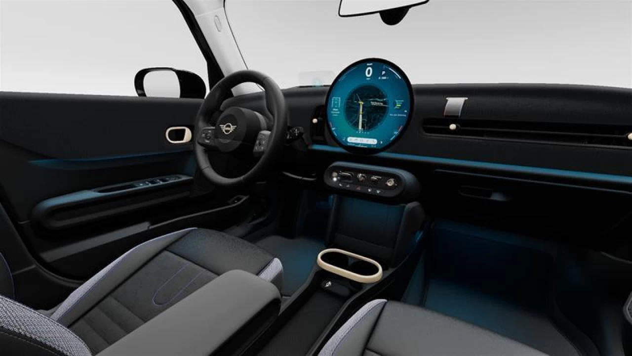 2025 MINI COOPER C 5 Door Main Image