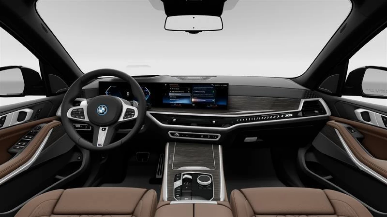 2025 BMW X5 xDrive50e Image principale