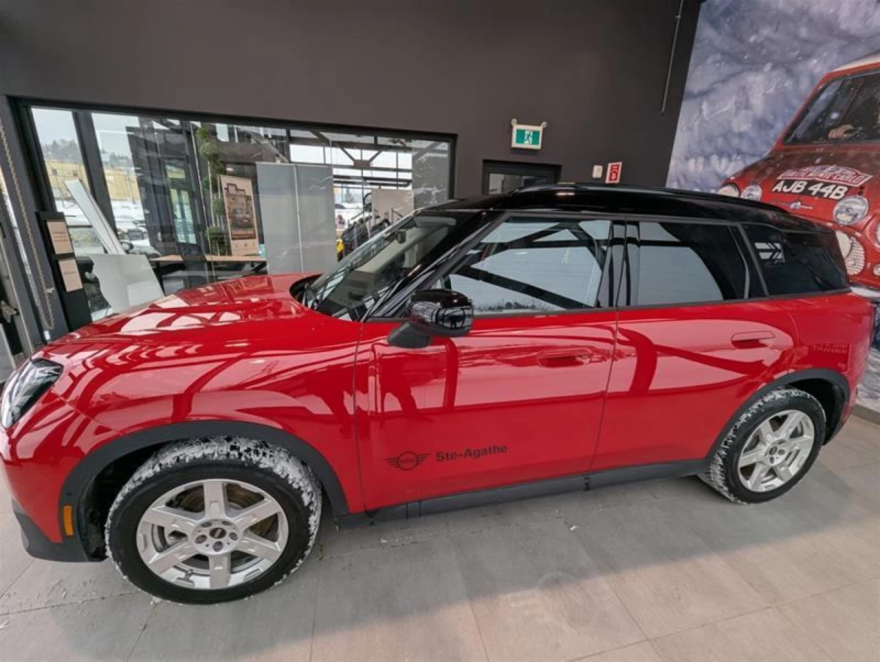 2025 MINI Countryman Cooper S ALL4 Main Image