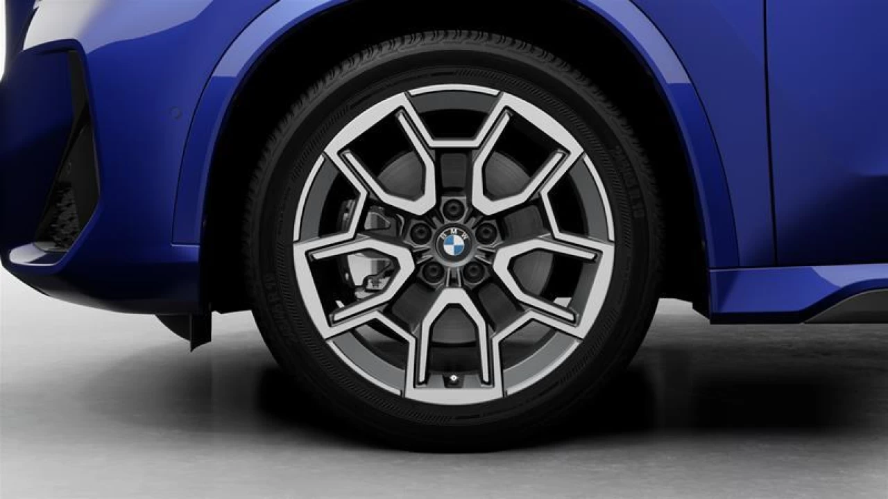 2025 BMW X1 xDrive28i Image principale