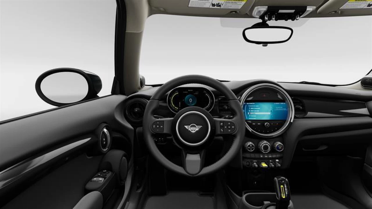 2024 MINI Cooper SE 3 Door Main Image