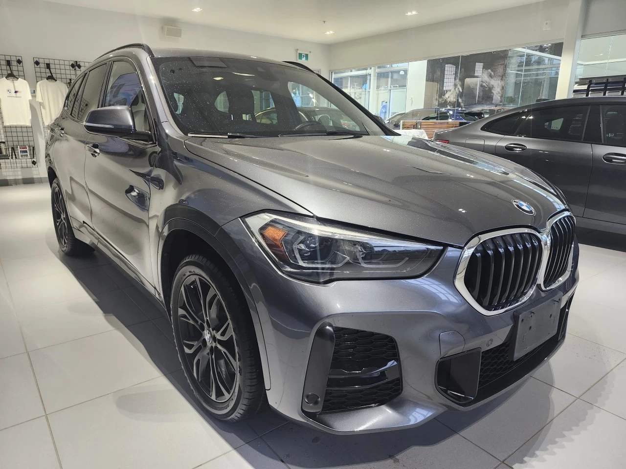 2021 BMW X1 xDrive28i Image principale