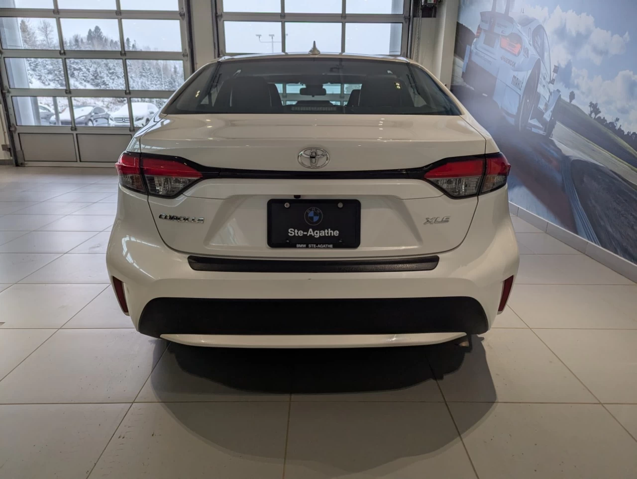 2020 Toyota Corolla XLE Image principale