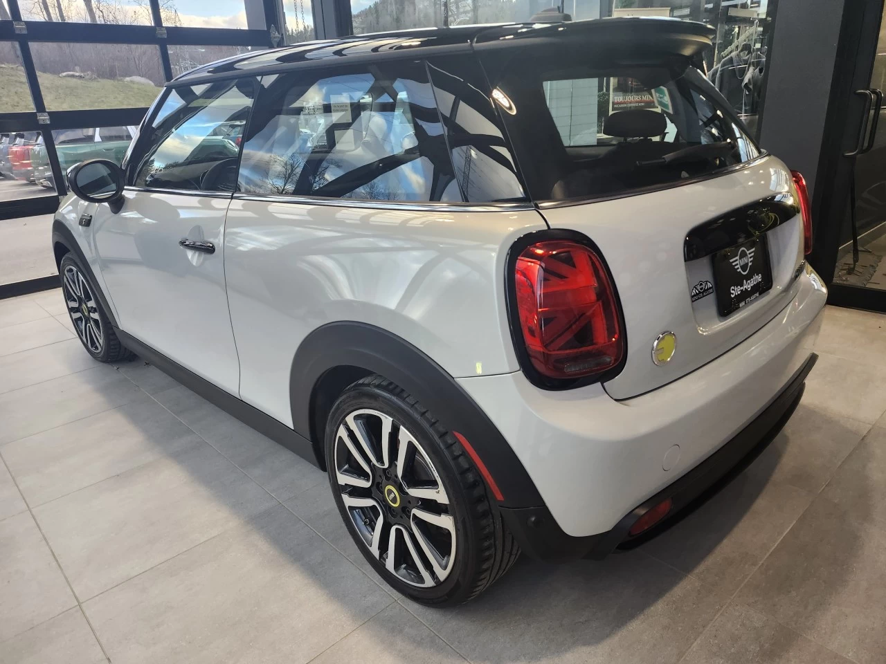 2023 Mini Cooper SE Image principale