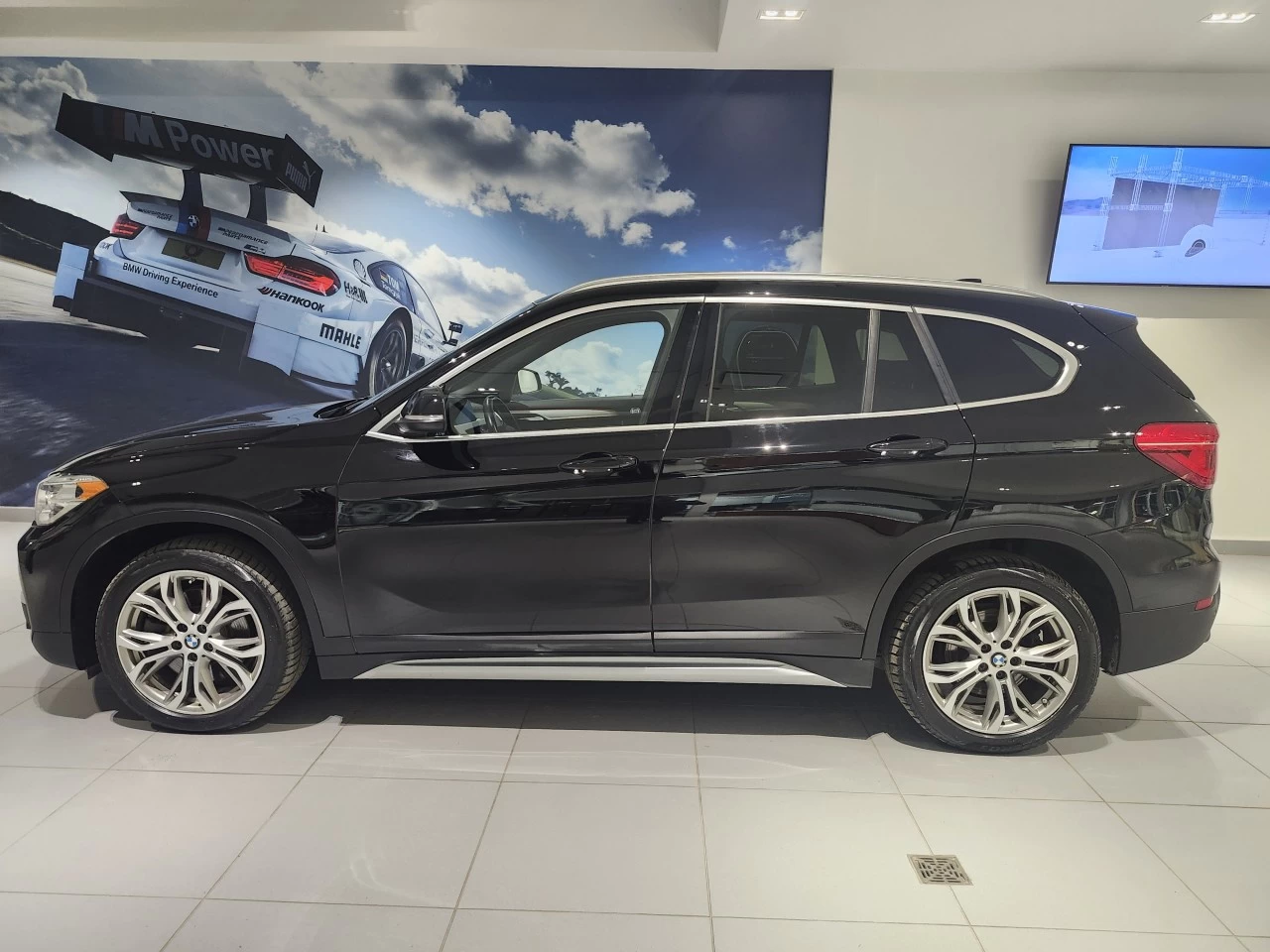 2019 BMW X1 xDrive28i Main Image