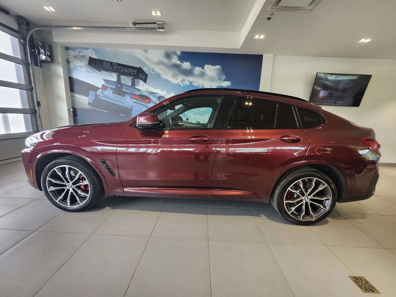 2022 BMW X4 xDrive30i Image principale