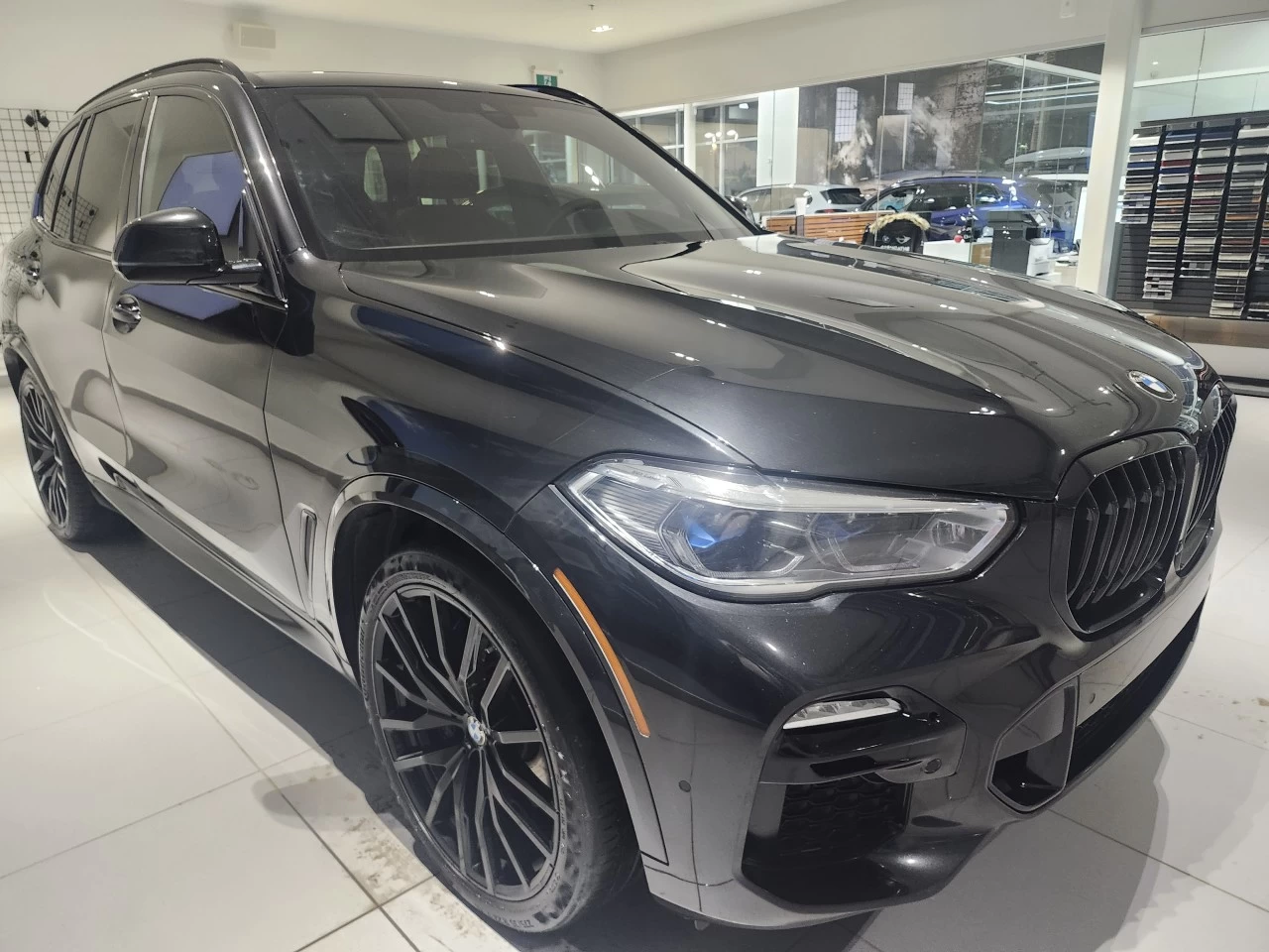 2021 BMW X5 xDrive40i Main Image