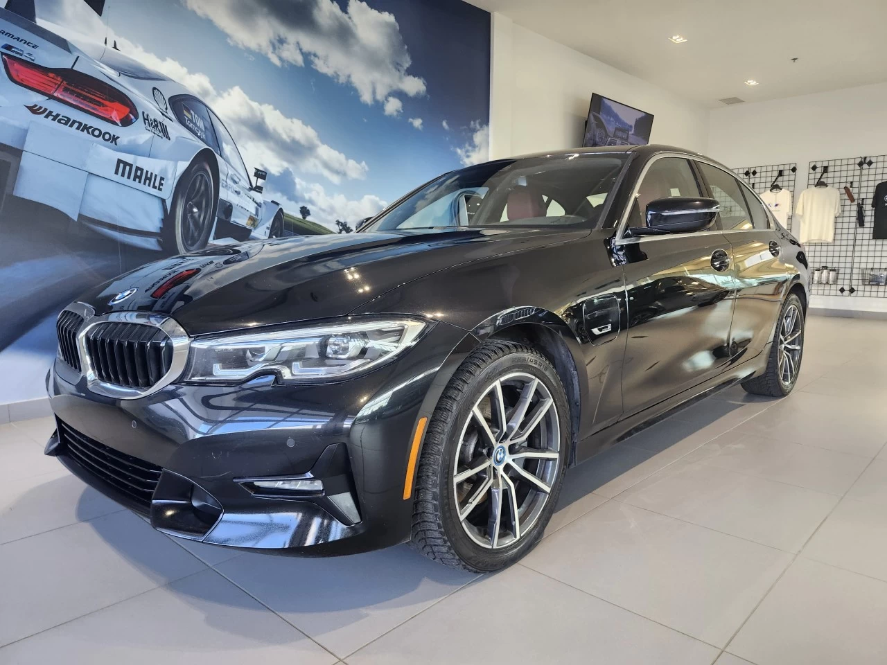 2022 BMW 330e xDrive 330e xDrive Image principale