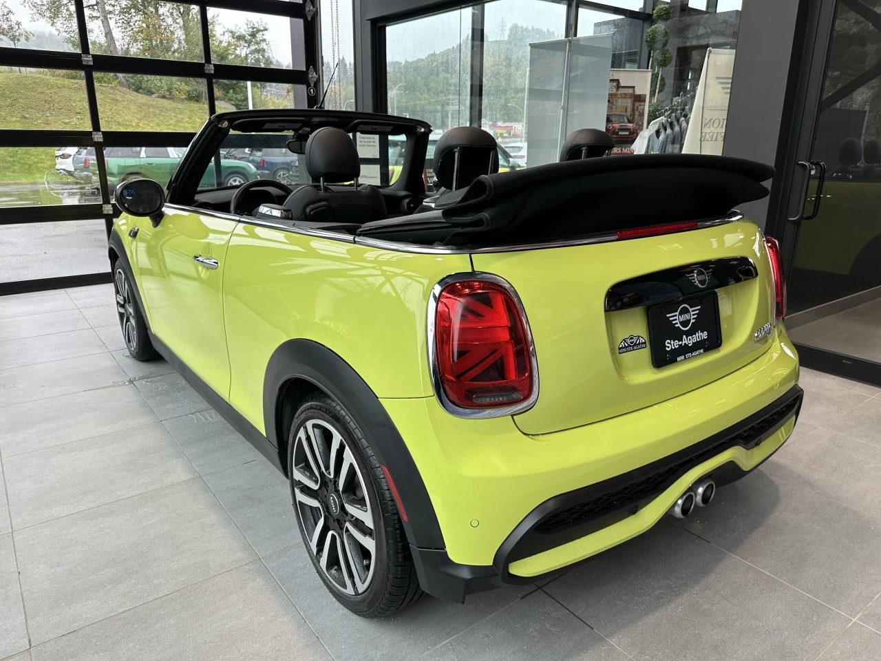 2023 Mini Cooper Cooper S Main Image