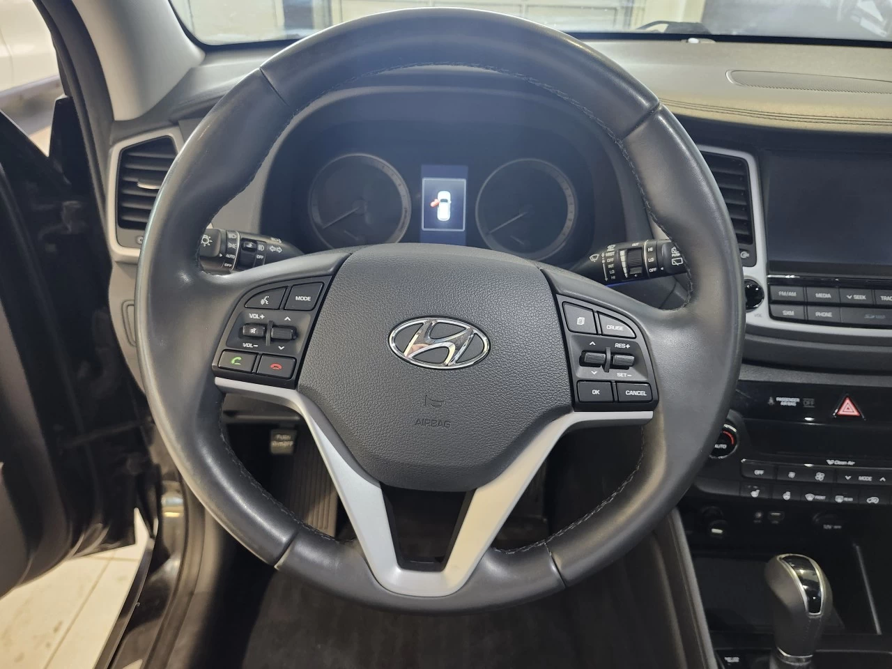 2017 Hyundai Tucson Limited Main Image