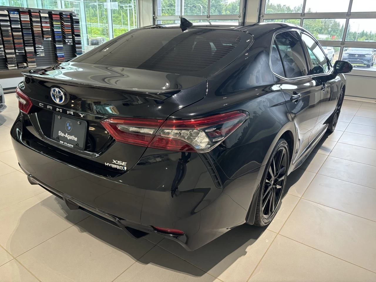 2023 Toyota Camry Hybrid XSE Image principale