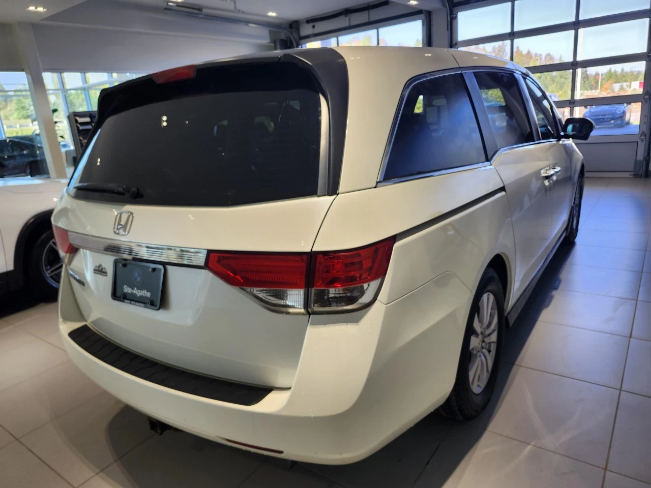 2016 Honda Odyssey EX Main Image