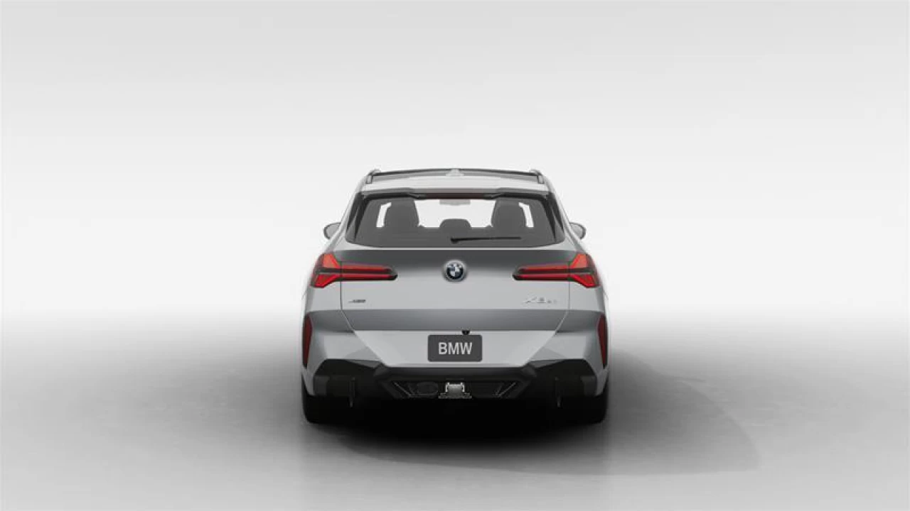 2025 BMW X3 30 xDrive Main Image