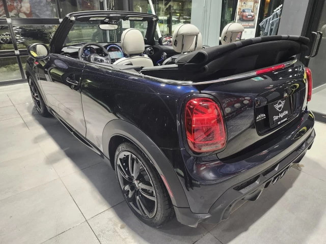 Mini Cooper John Cooper Works Convertible 2024