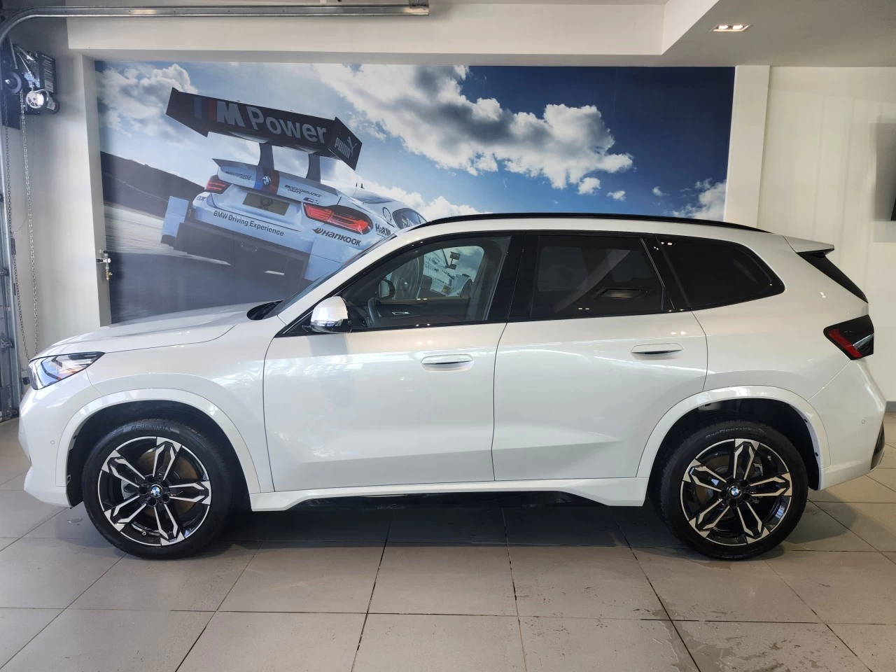 2023 BMW X1 xDrive28i Image principale