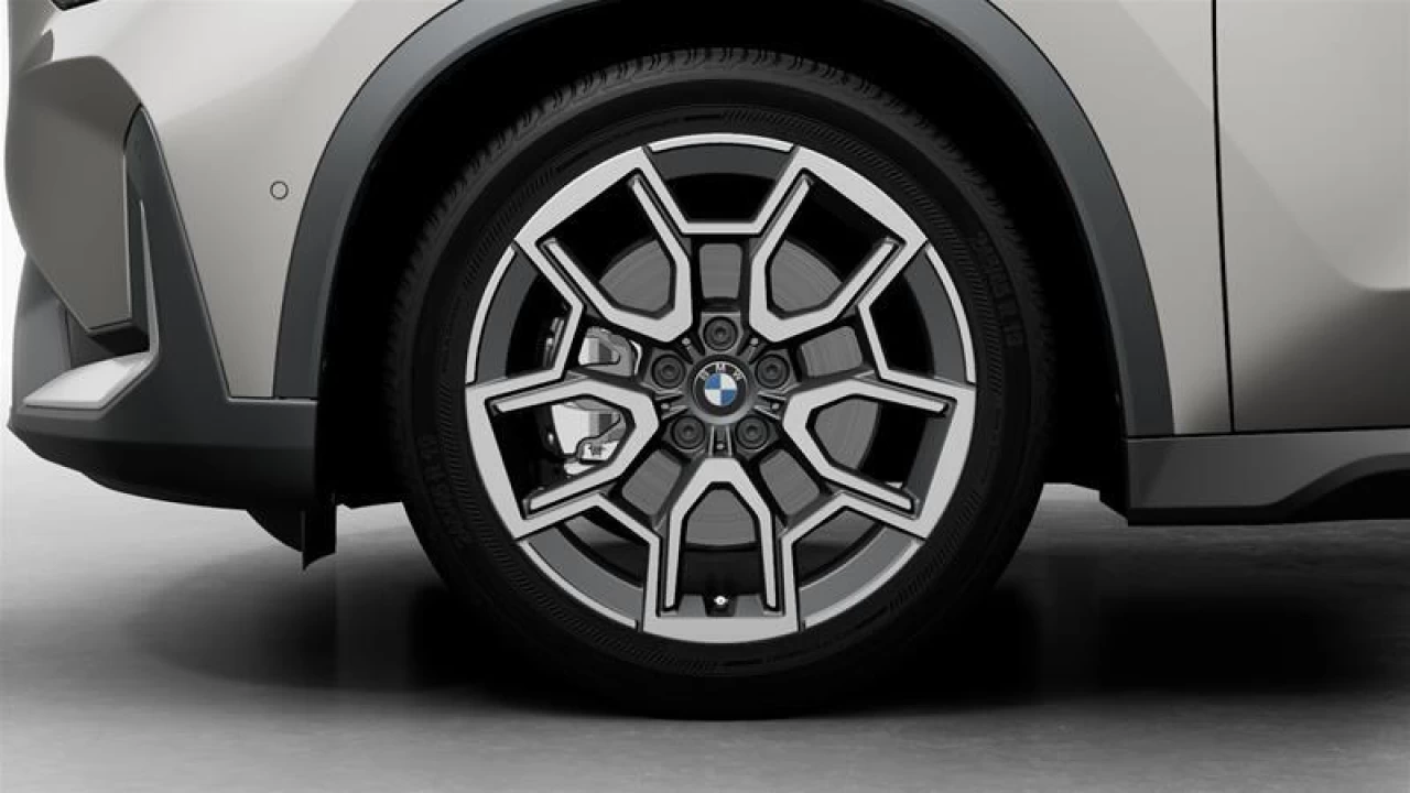 2025 BMW X1 xDrive28i Image principale