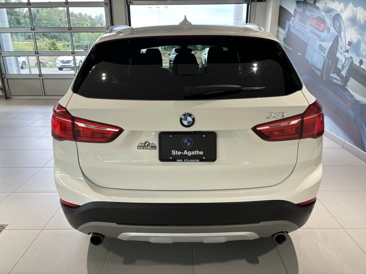 2017 BMW X1 xDrive28i Main Image