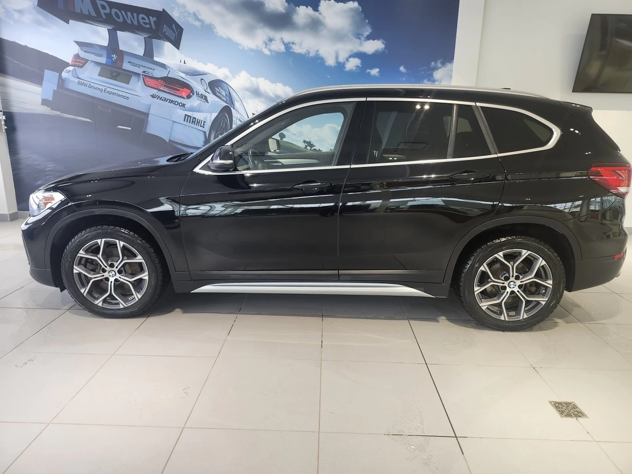 2021 BMW X1 xDrive28i Main Image