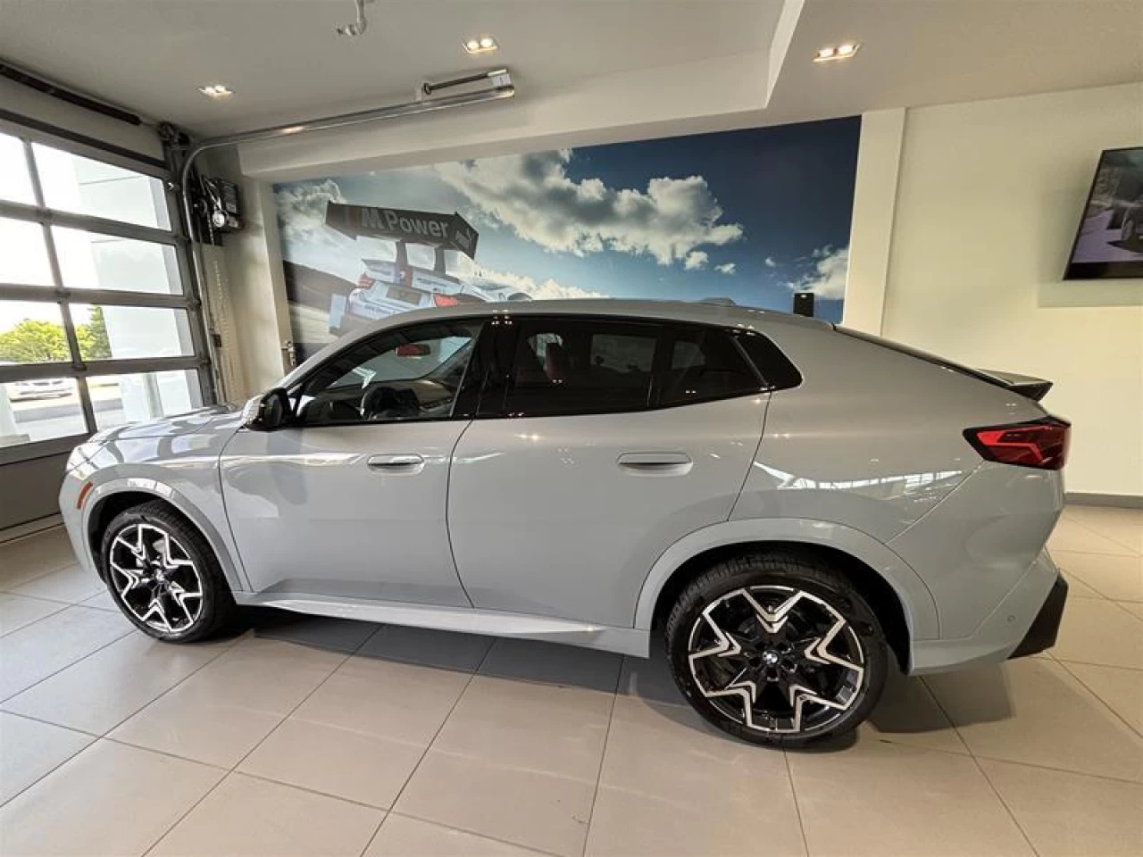 2024 BMW X2 xDrive28i Image principale