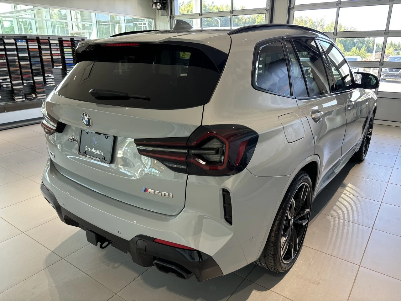 2022 BMW X3 M40i Main Image