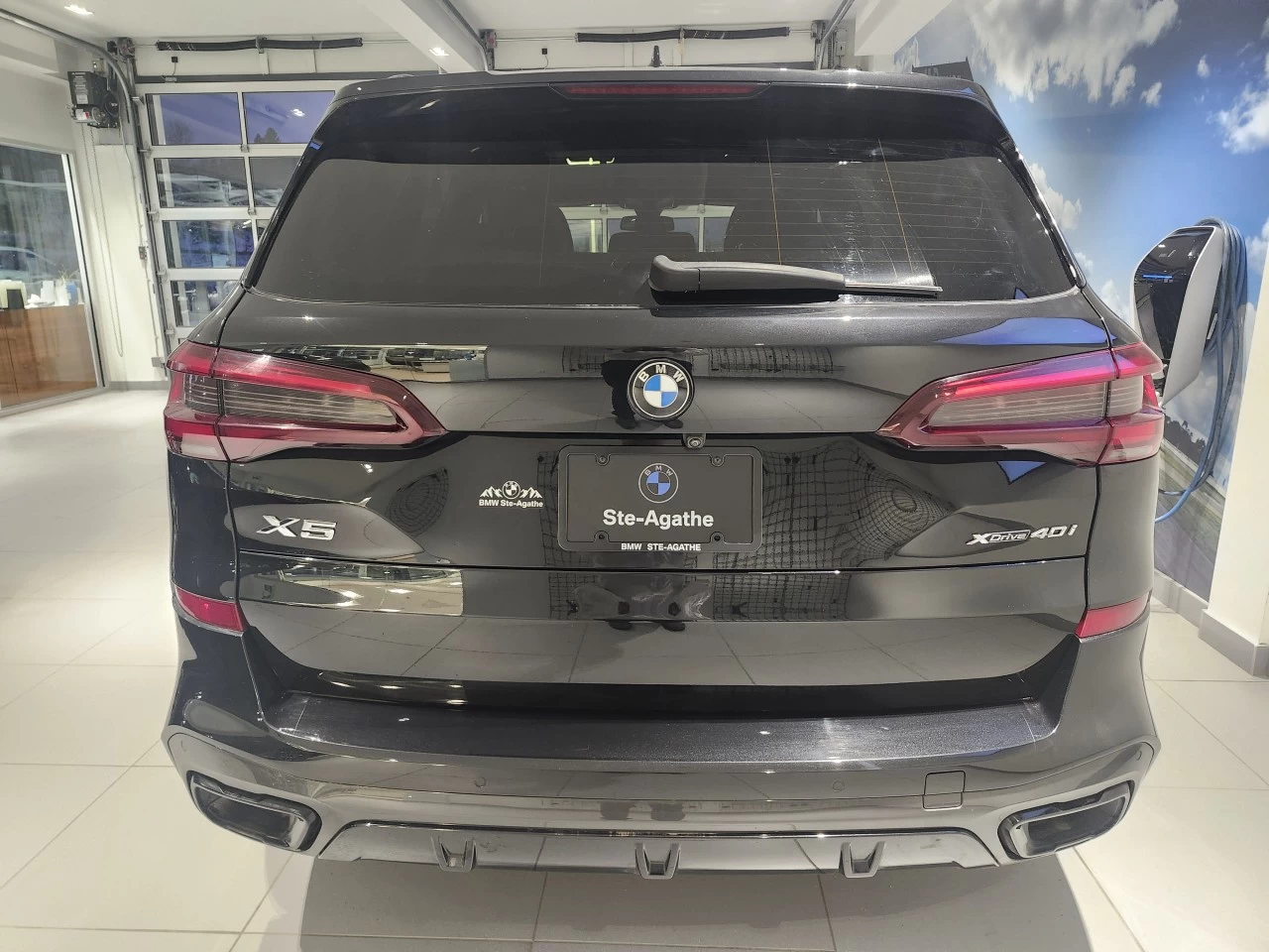 2021 BMW X5 xDrive40i Main Image