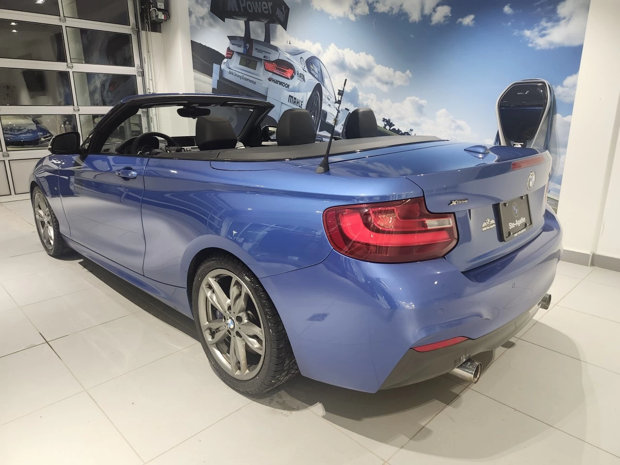 2016 BMW M235i xDrive M235i xDrive Convertible Main Image