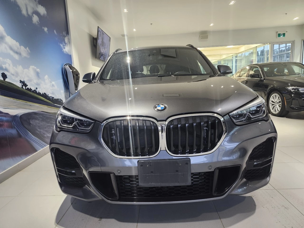 2021 BMW X1 xDrive28i Image principale