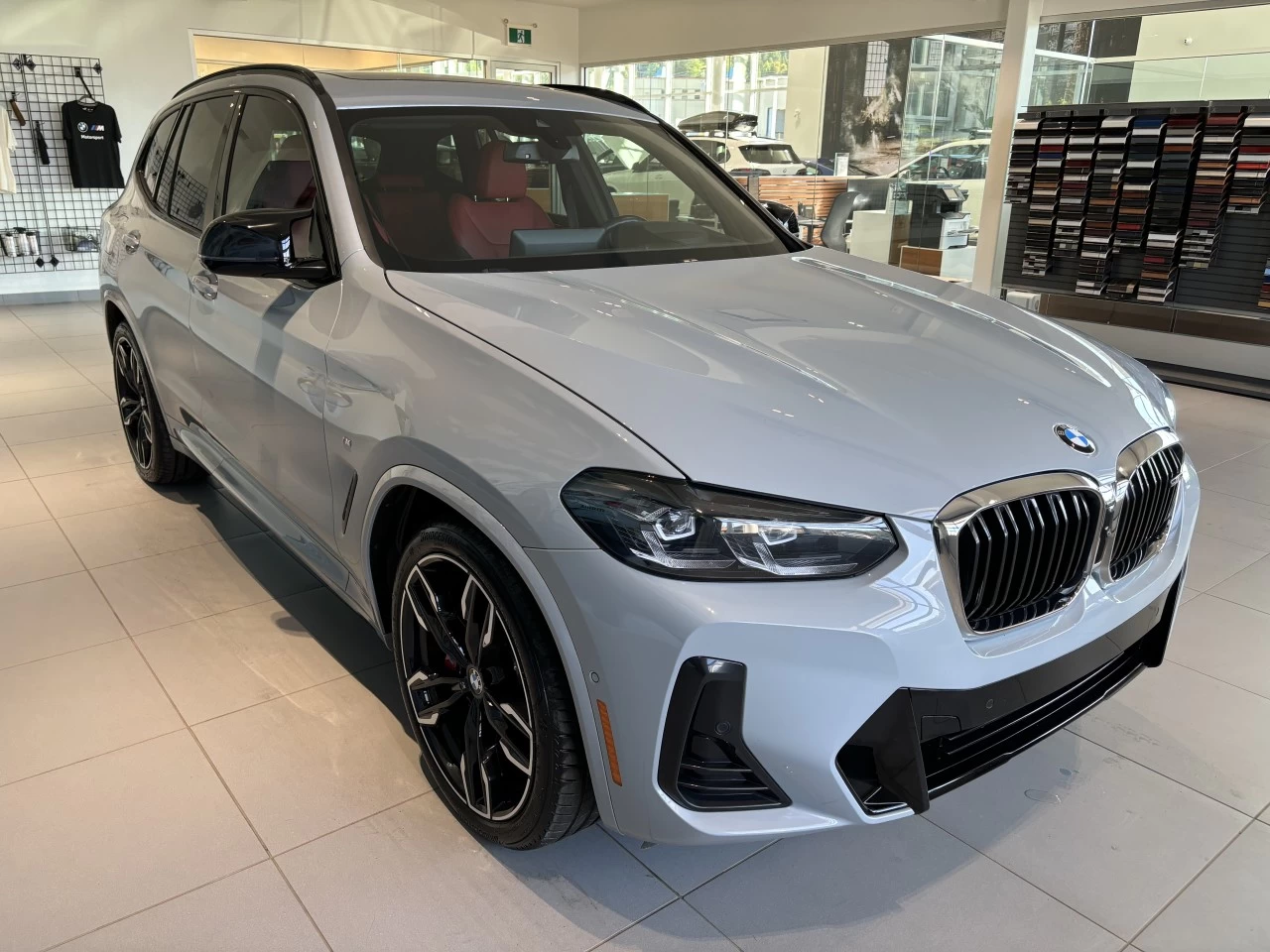 2022 BMW X3 M40i Main Image