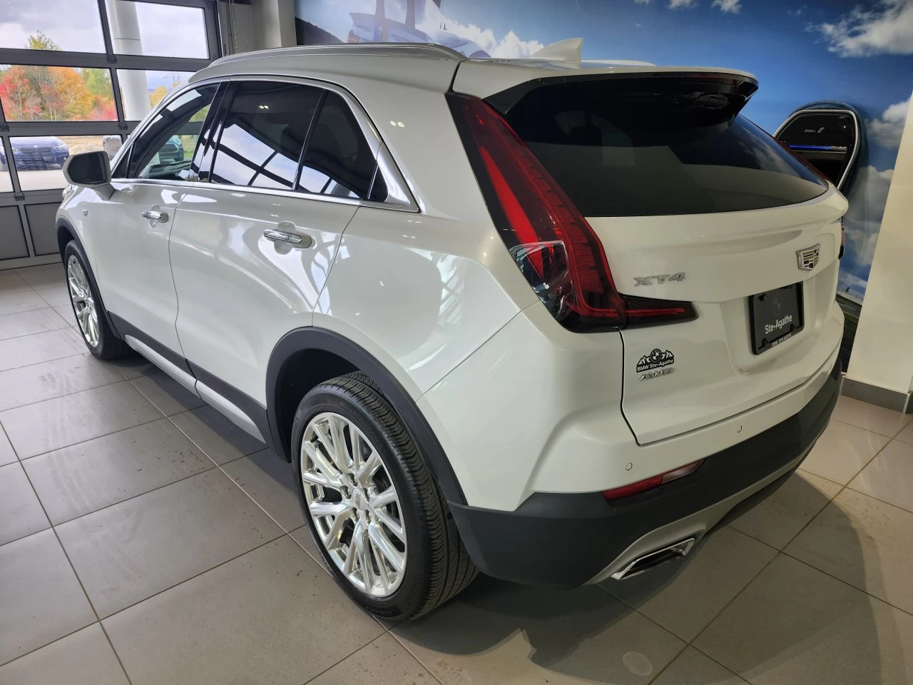 2019 Cadillac XT4 AWD Premium Luxury Image principale