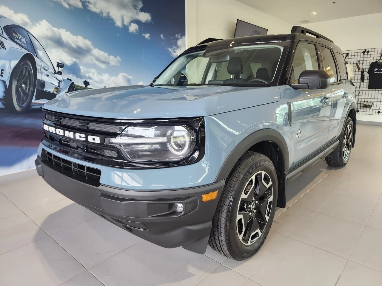 2022 Ford Bronco Sport Outer Banks Main Image