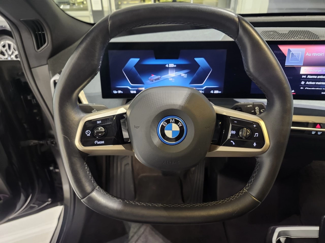 2023 BMW iX xDrive40 Image principale