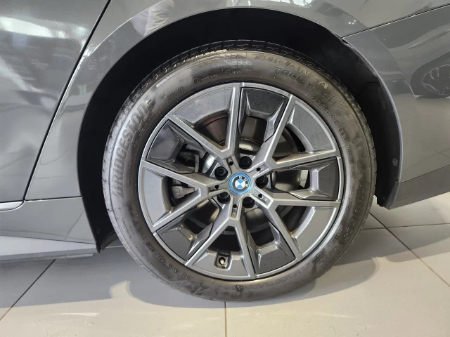 BMW i4 eDrive35 2023