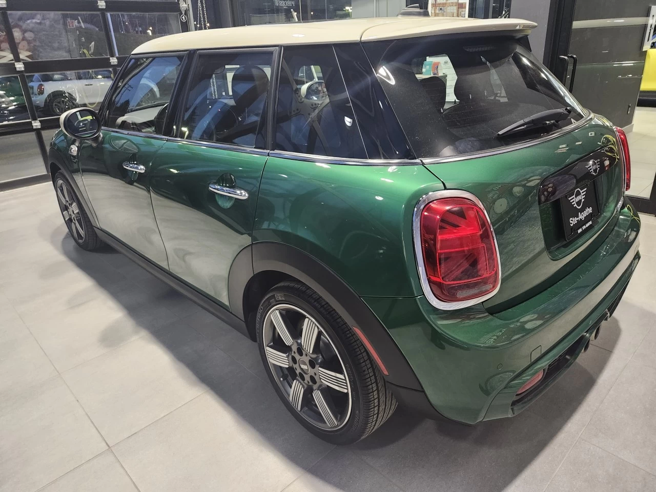 2020 Mini Cooper Cooper S Main Image