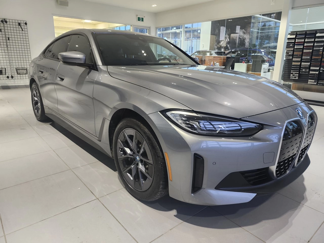 2023 BMW i4 eDrive35 Image principale