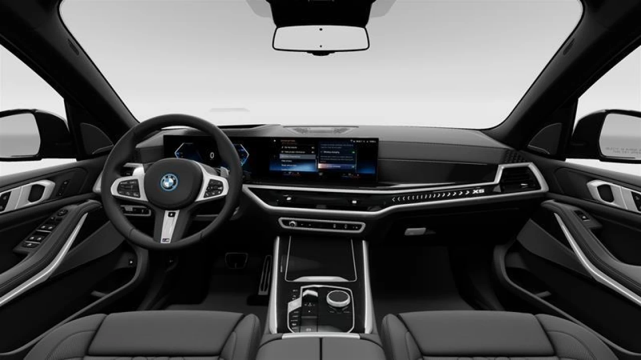 2025 BMW X5 xDrive50e Main Image