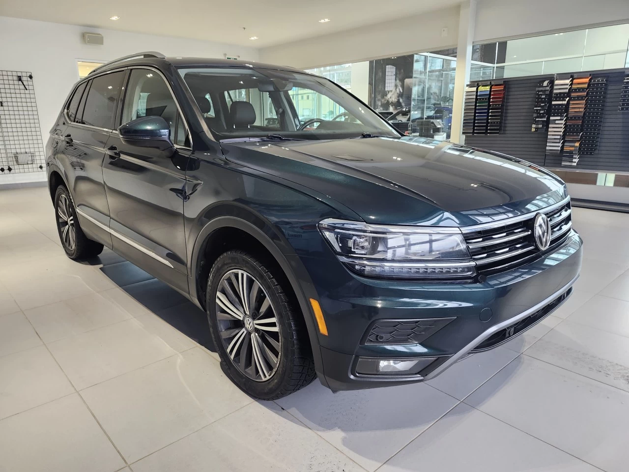 2019 Volkswagen Tiguan Highline Image principale