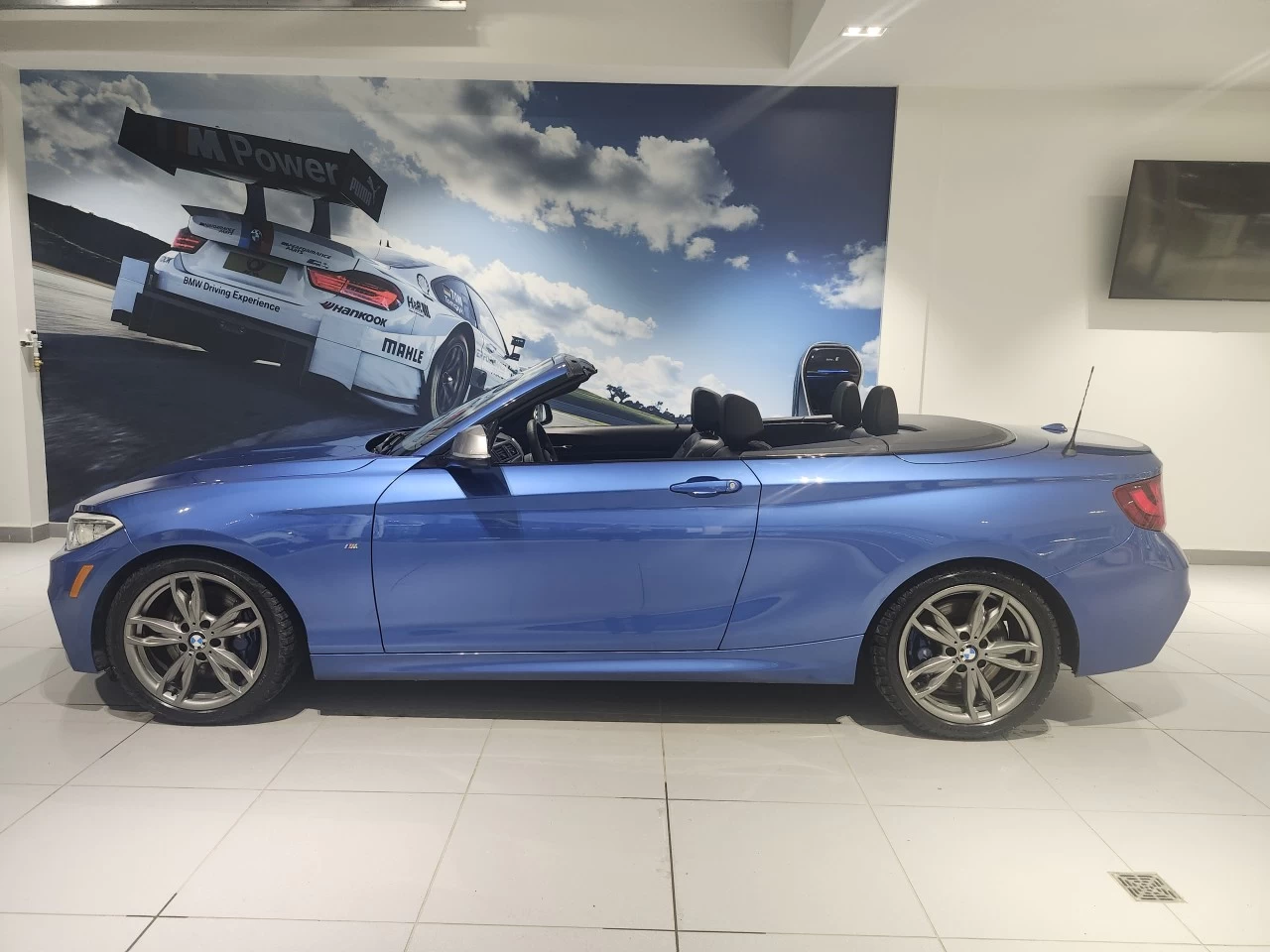 2016 BMW M235i xDrive M235i xDrive Convertible Main Image