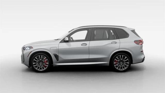 BMW X5 xDrive50e 2025